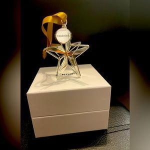 Pandora star Christmas ornament